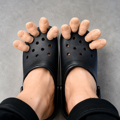 Unrestrained Toes